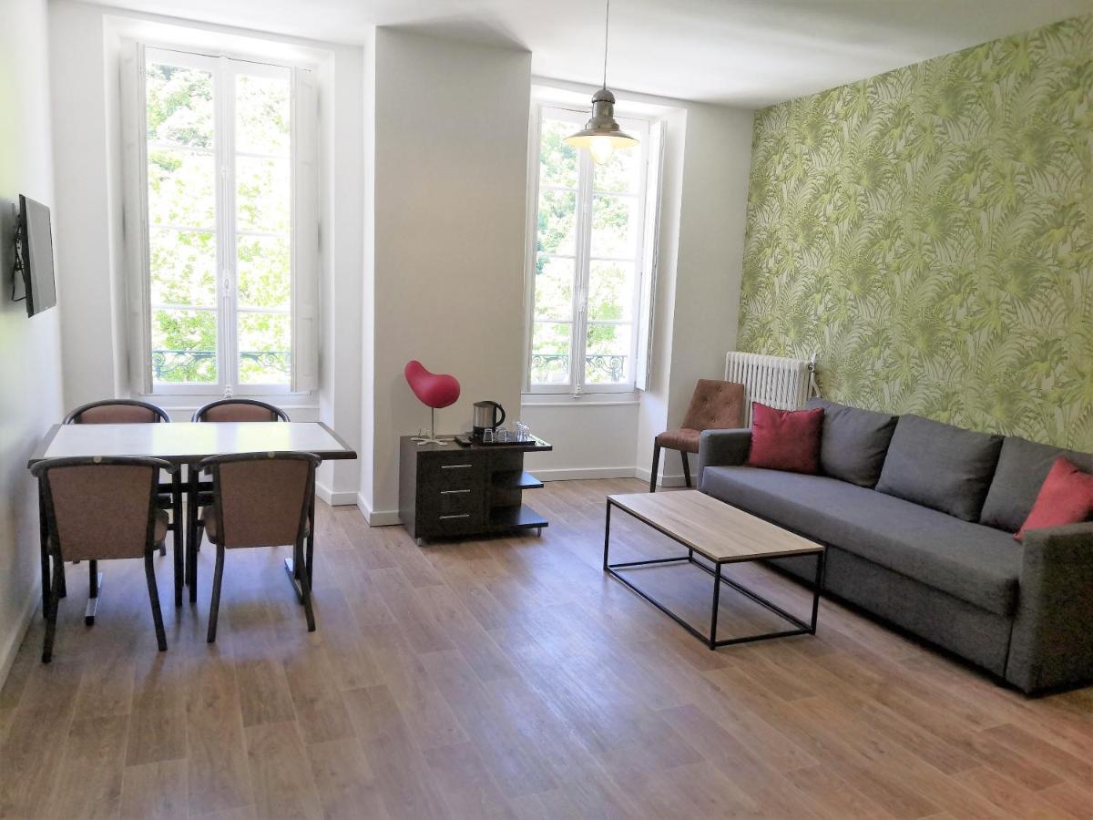 Royal Luchon Aparthotel Bagneres-de-Luchon ภายนอก รูปภาพ
