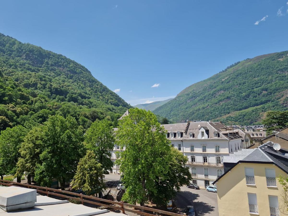 Royal Luchon Aparthotel Bagneres-de-Luchon ภายนอก รูปภาพ