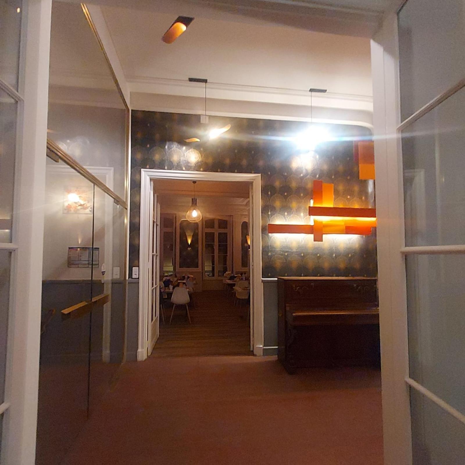 Royal Luchon Aparthotel Bagneres-de-Luchon ภายนอก รูปภาพ