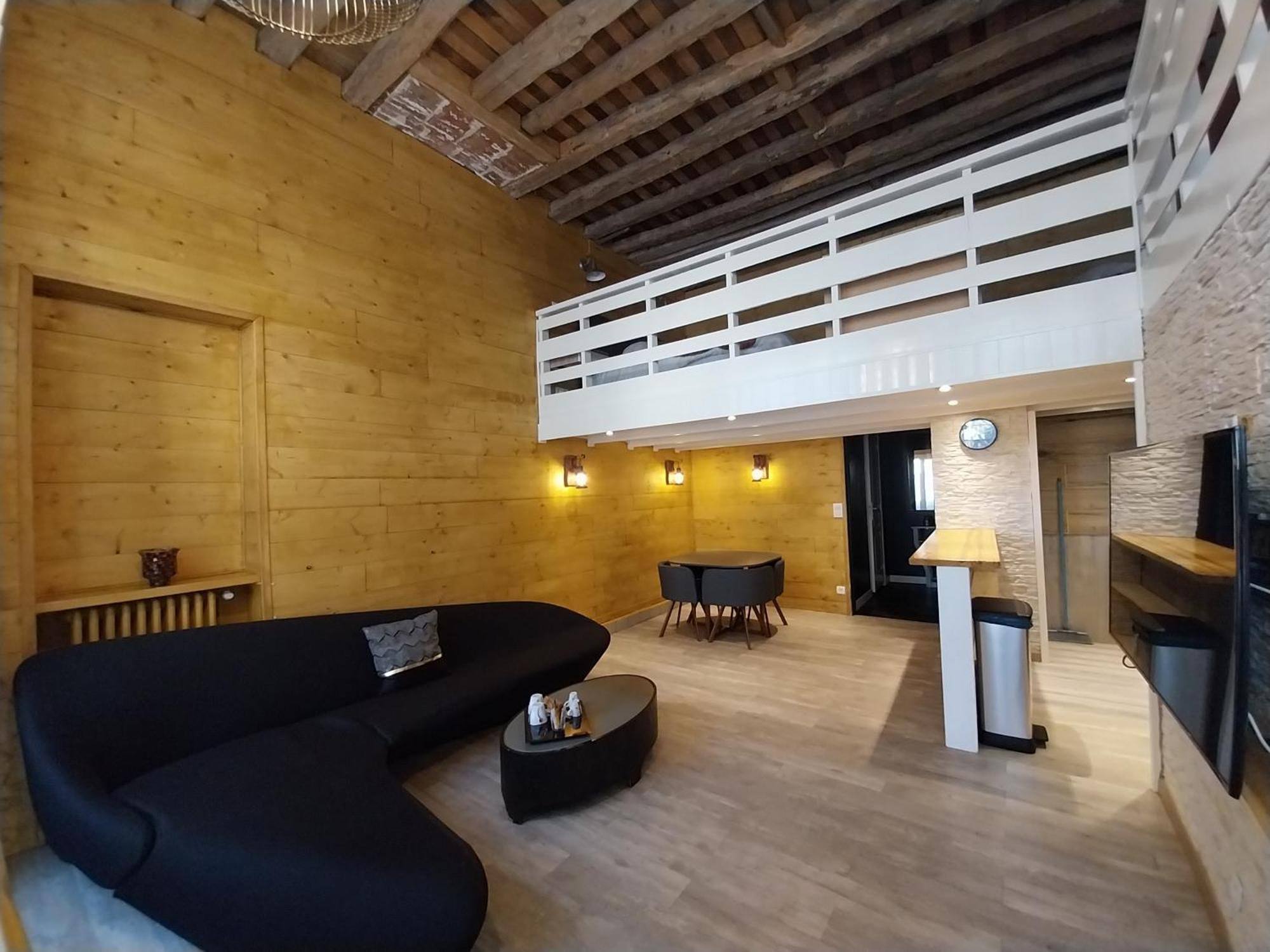 Royal Luchon Aparthotel Bagneres-de-Luchon ภายนอก รูปภาพ
